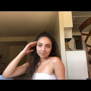 Meet your Posher, Connie